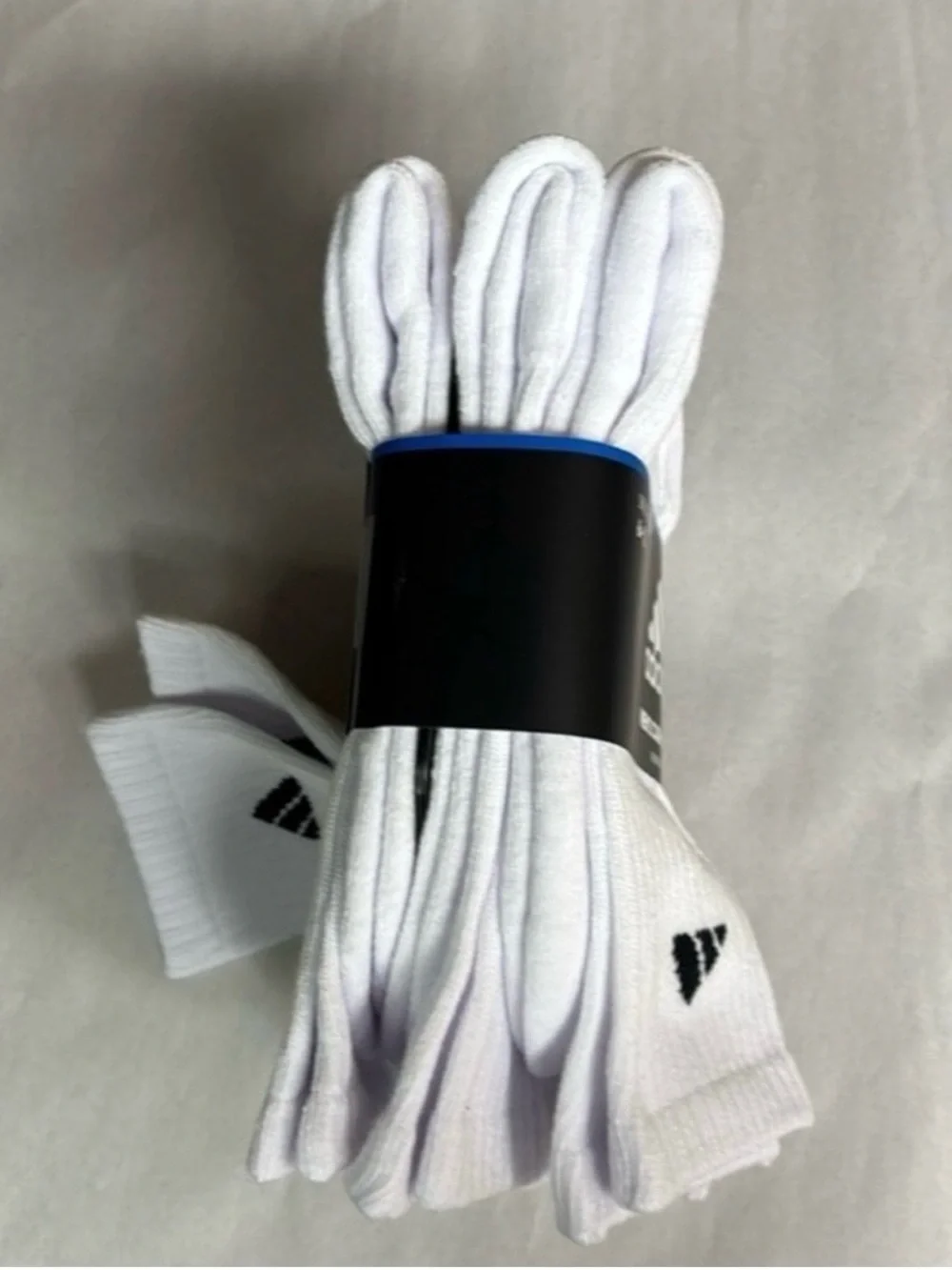 New Adidas Socks Men’s 6 Pair White Cushioned Crew Sock Active Casual Athletic